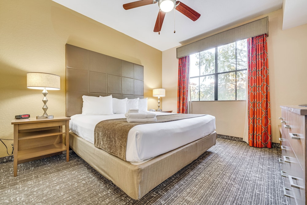 Floridays Resort Condo 11 Mi to Walt Disney World!