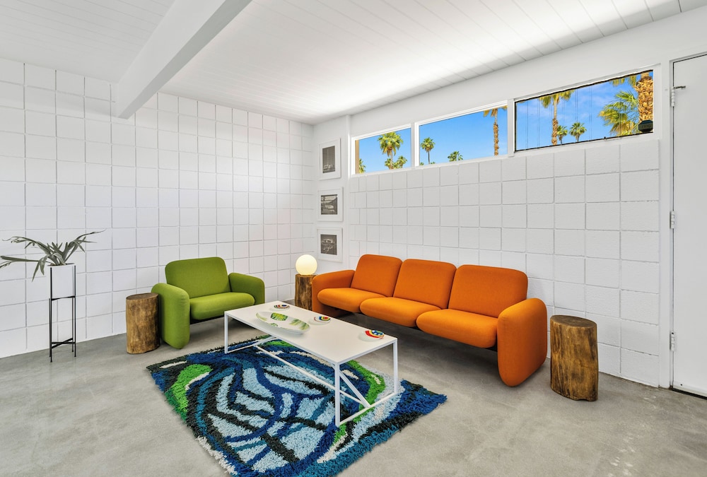 1957 Modern Hideaway
