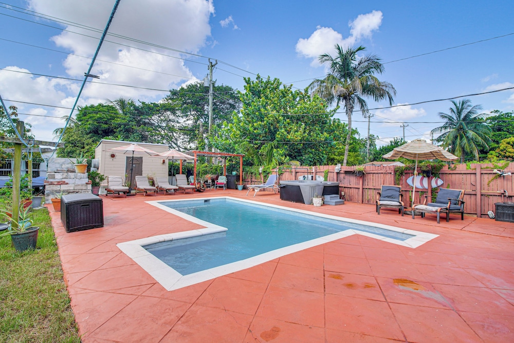 Pompano Beach Bungalow w/ Private Pool!