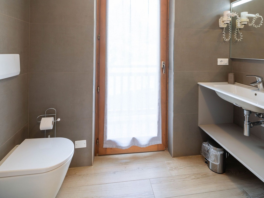 Apartment in Celledizzo Near Ski Lift