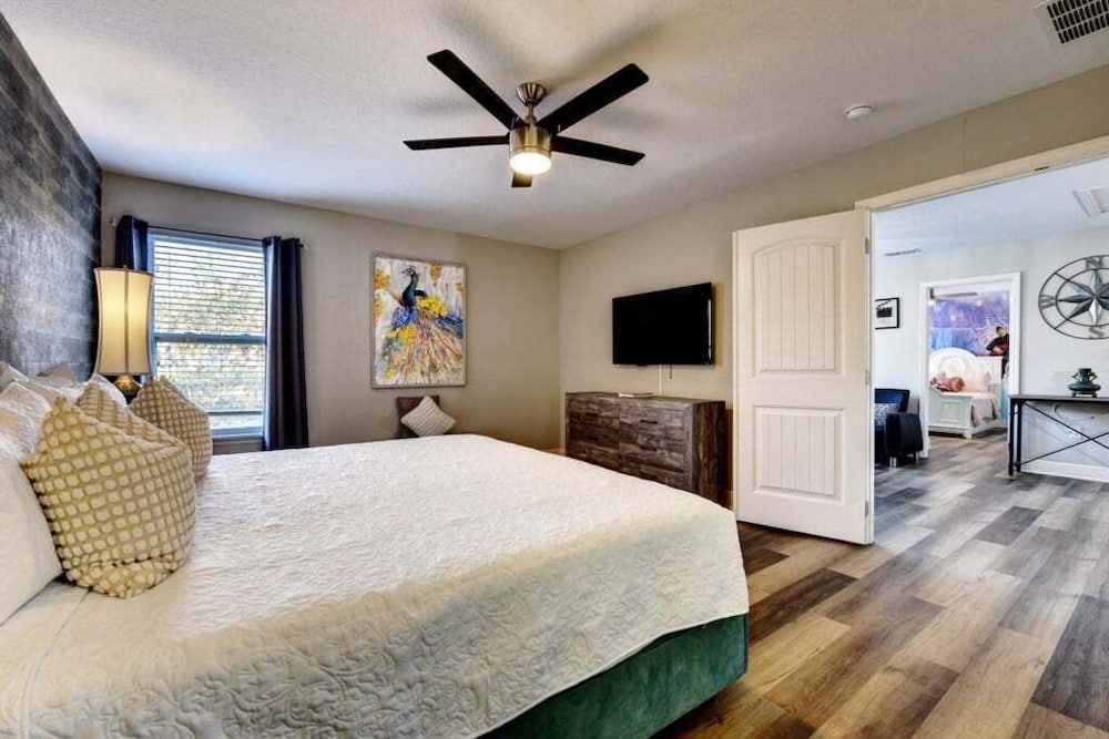 6br Villa W/ Pool In Solterra Resort Near Disney 6 Bedroom Villa
