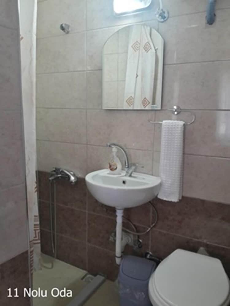 Camlaralti Pansiyon - Image 22