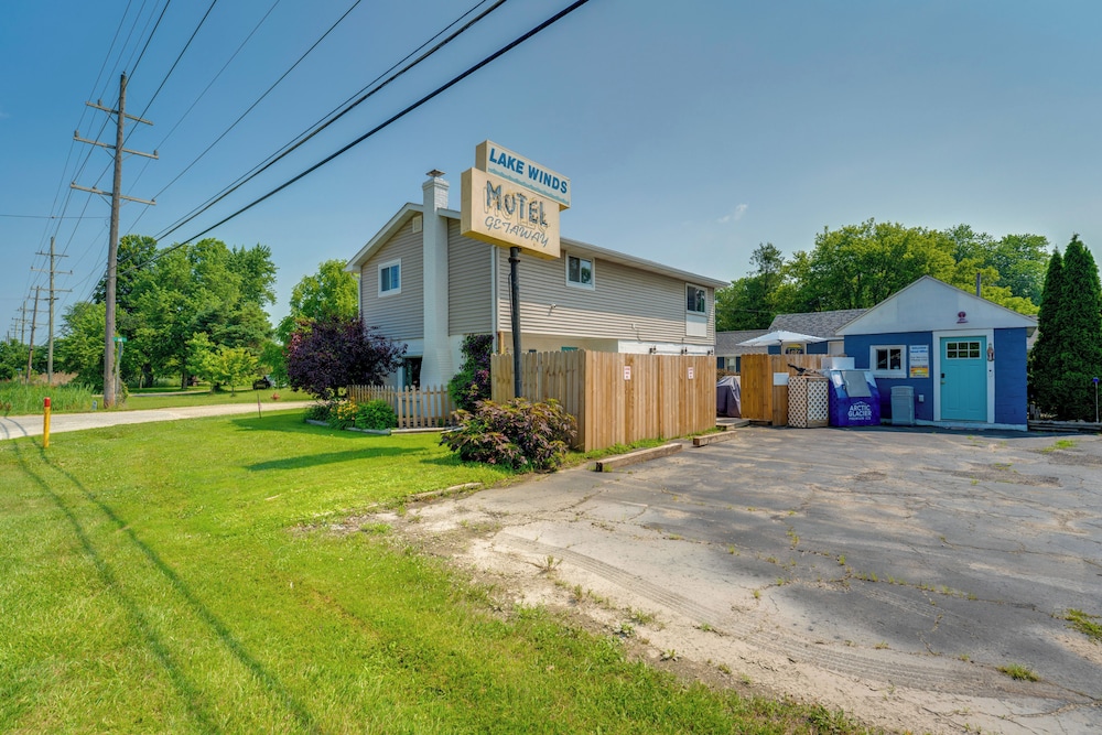 2 Blocks to Beaches: Peaceful Retreat in Lexington