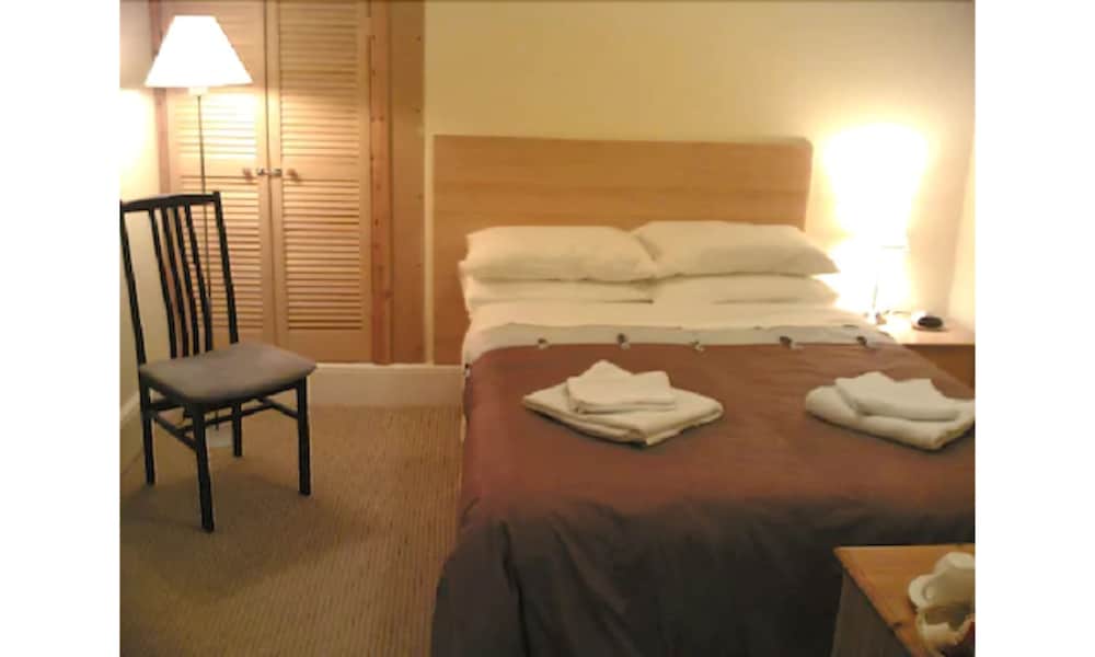 Oxford Vacations - Athena Guest House - Property Image 24
