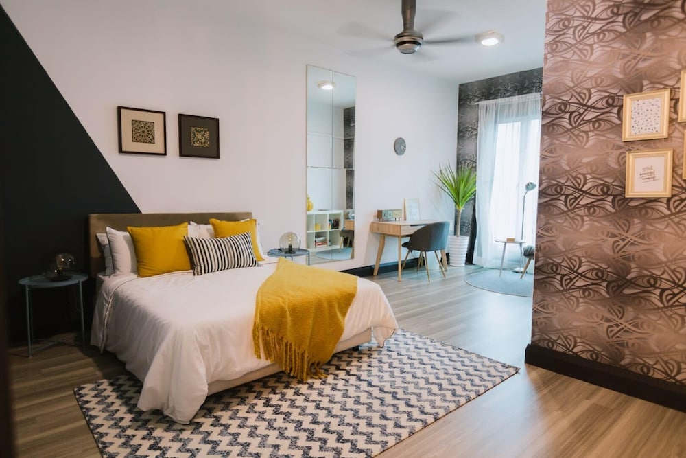 Lux 6BR Home Private Rooftop Garden Kemensah KL