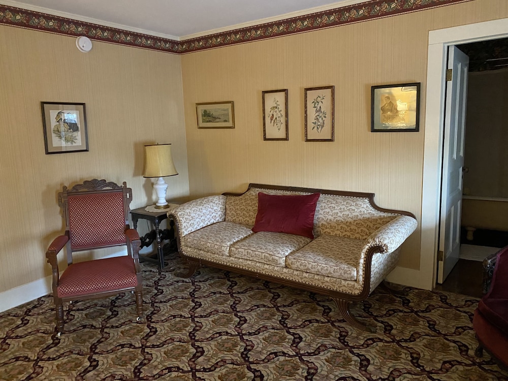 Atlantic Hotel