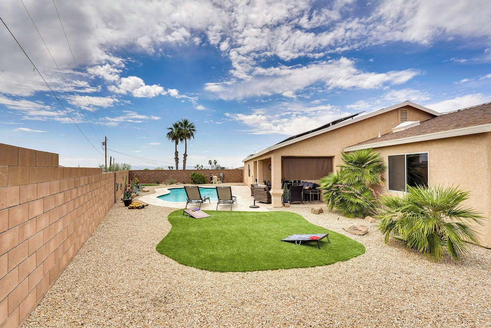 4 Mi to Lake Access: Home w/ Lake & Mtn Views! view 2