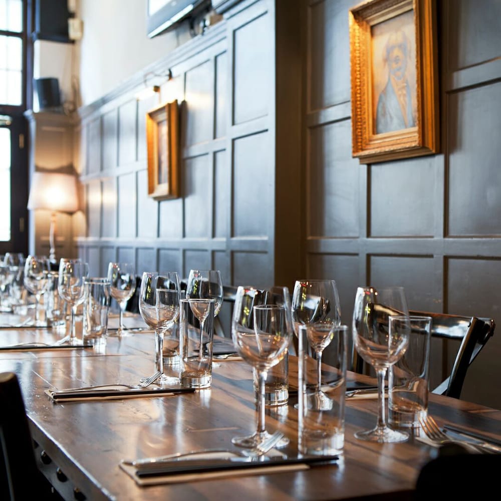 The One Tun Pub and Rooms
