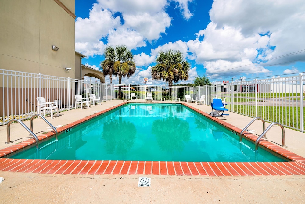 Franklin Vacations - Quality Inn  Suites Franklin - Property Image 42