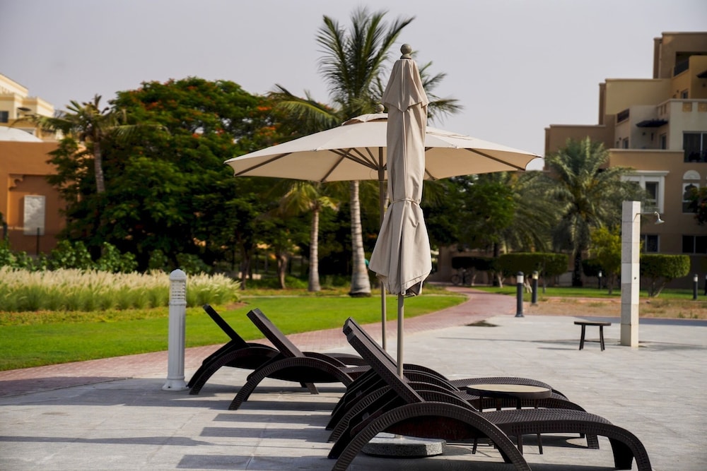 Stunning Sea View Apt. With Balcony - RAK