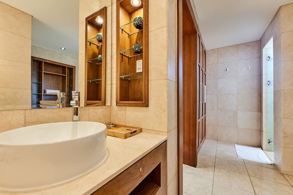 Vacation Homes Pool Villa