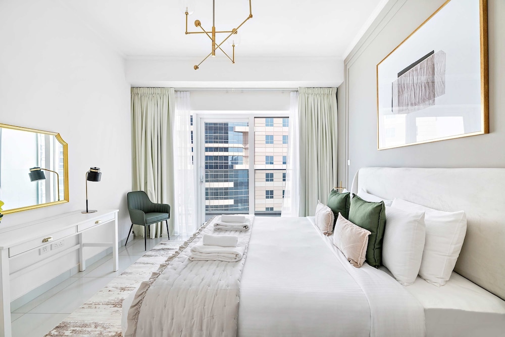 Silkhaus Beach Walking Distance Dubai Marina
