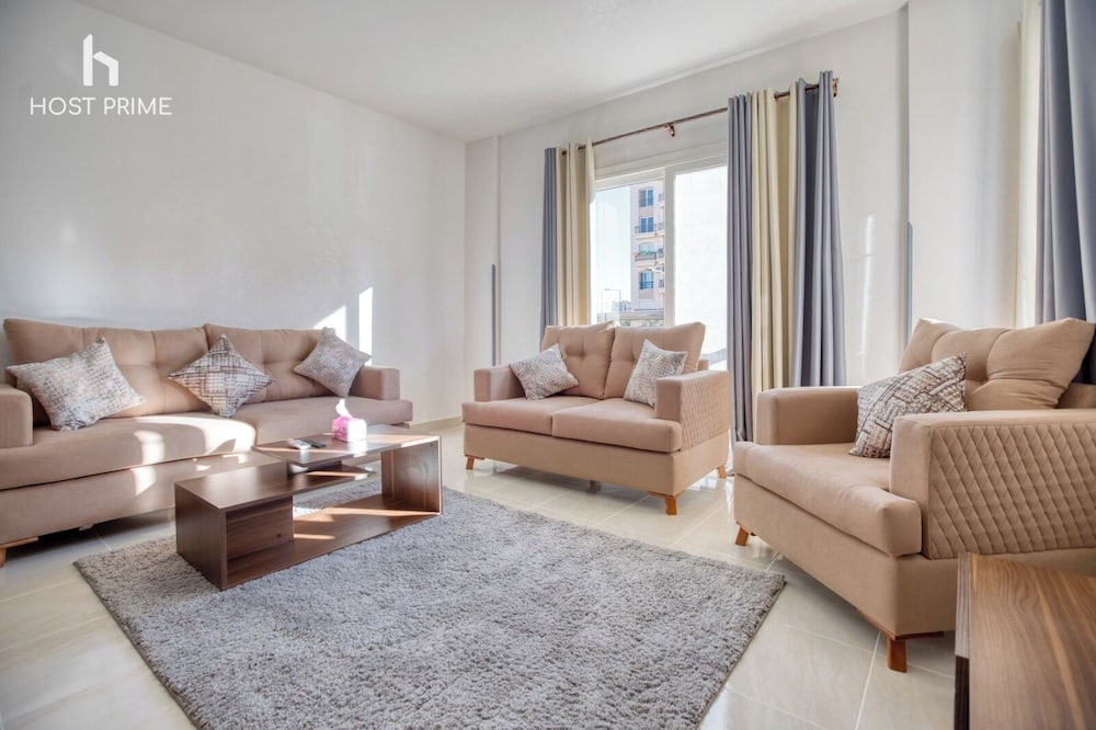 Bright apartment in rehab city