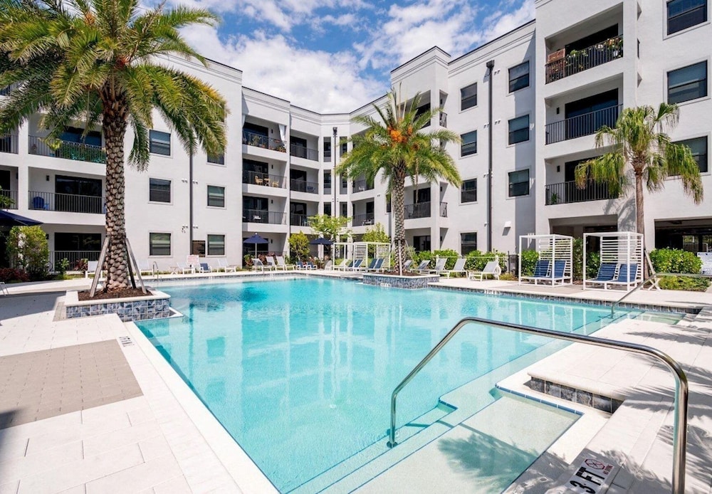 Landing Apartments Fort Myers - River District