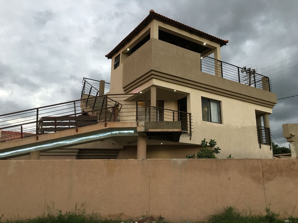 Valley View Lodge