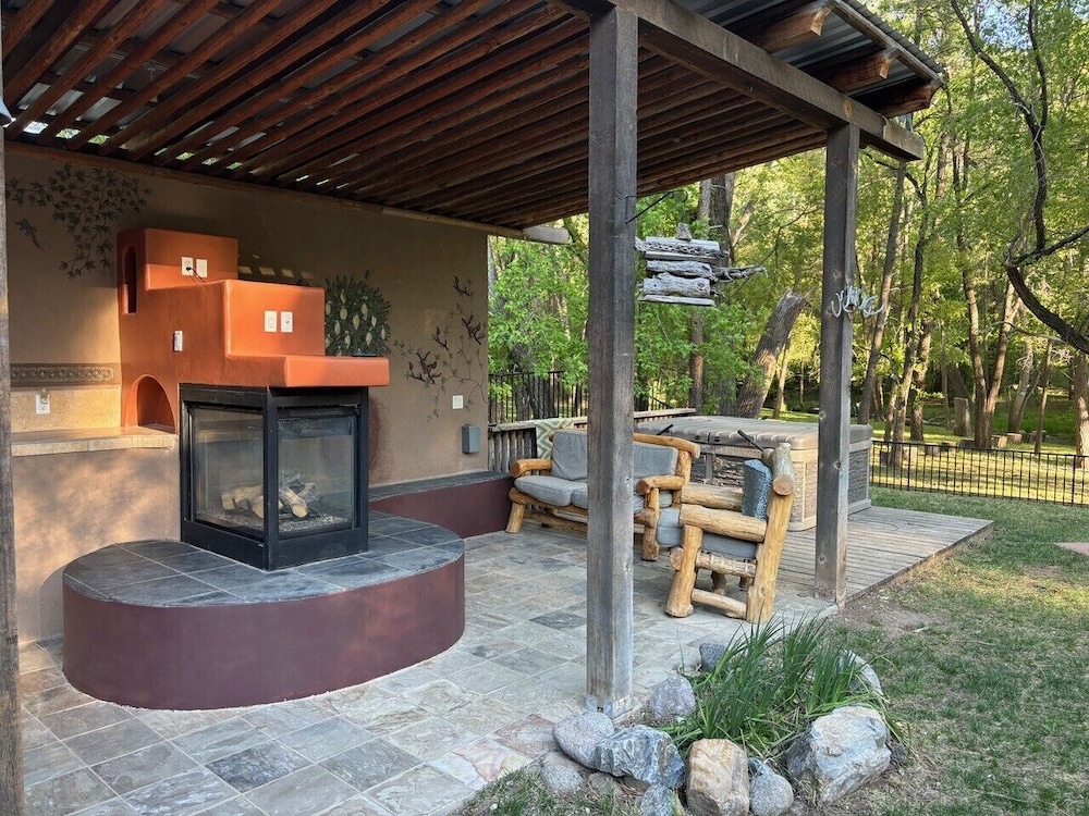 Riverside Retreat