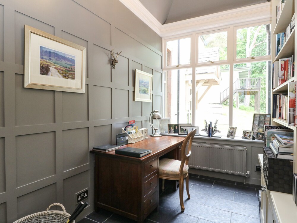 Bearnock Lodge