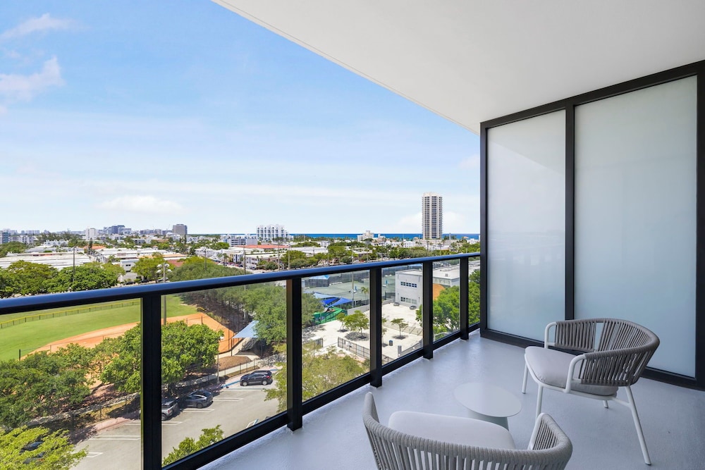 Luxury Condos Near Miami Beach
