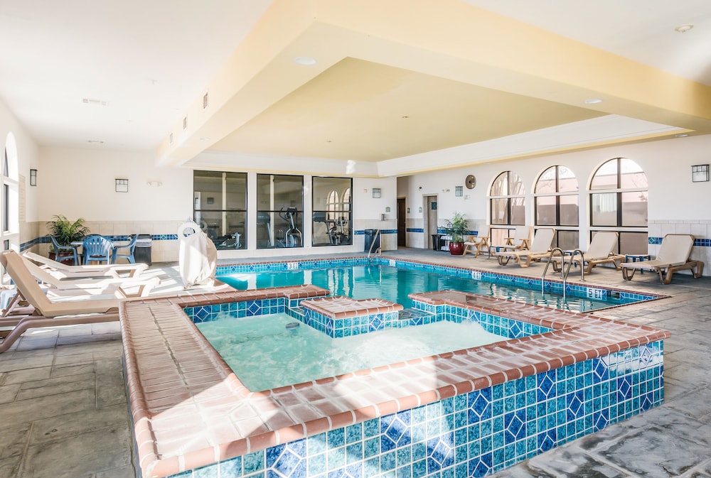Fort Stockton Vacations - Comfort Suites Fort Stockton - Property Image 4
