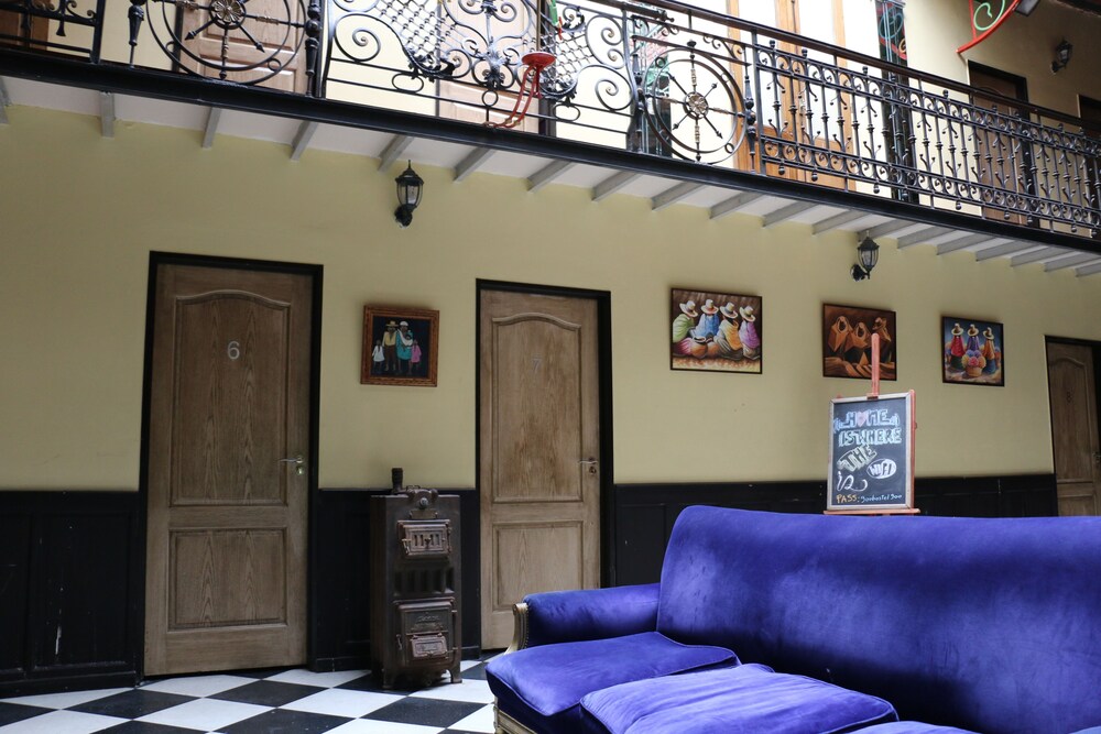DEL900 Hostel Boutique