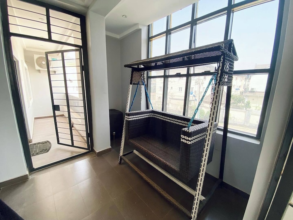 99 Mozilla Apartments
