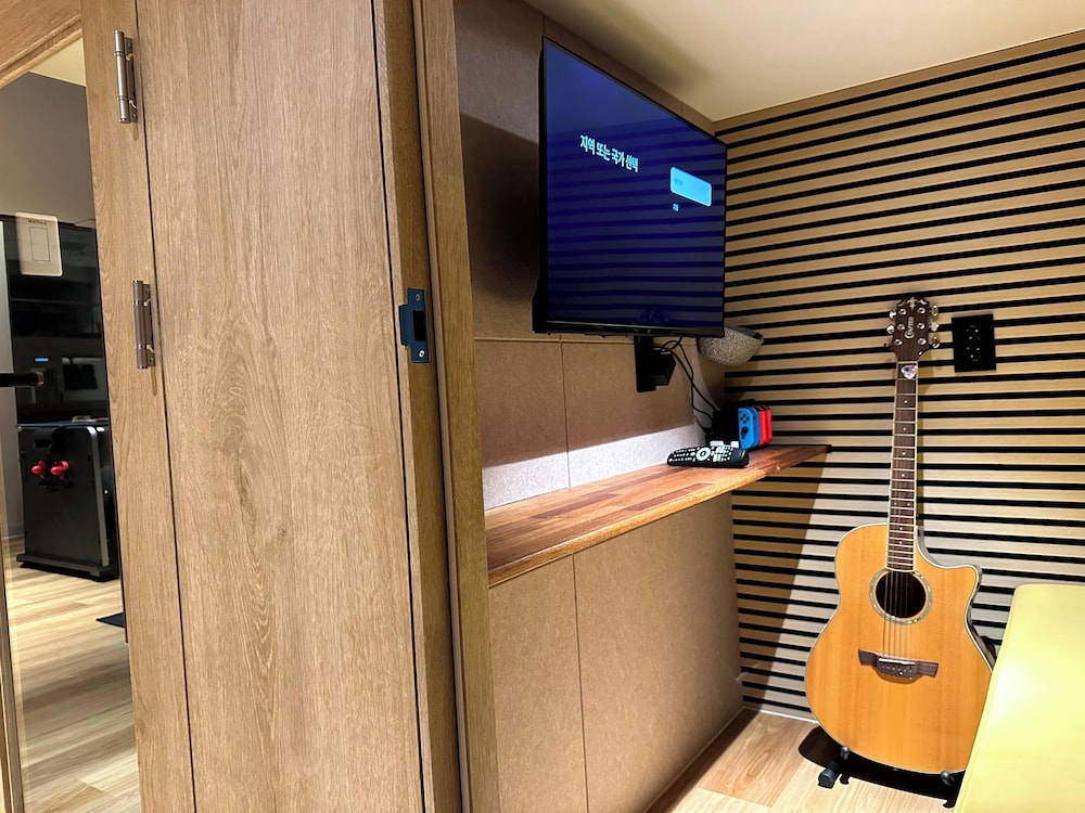Nomad Live Hostel