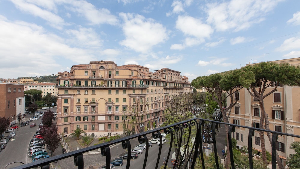 Rental In Rome Lepanto Deluxe Penthouse