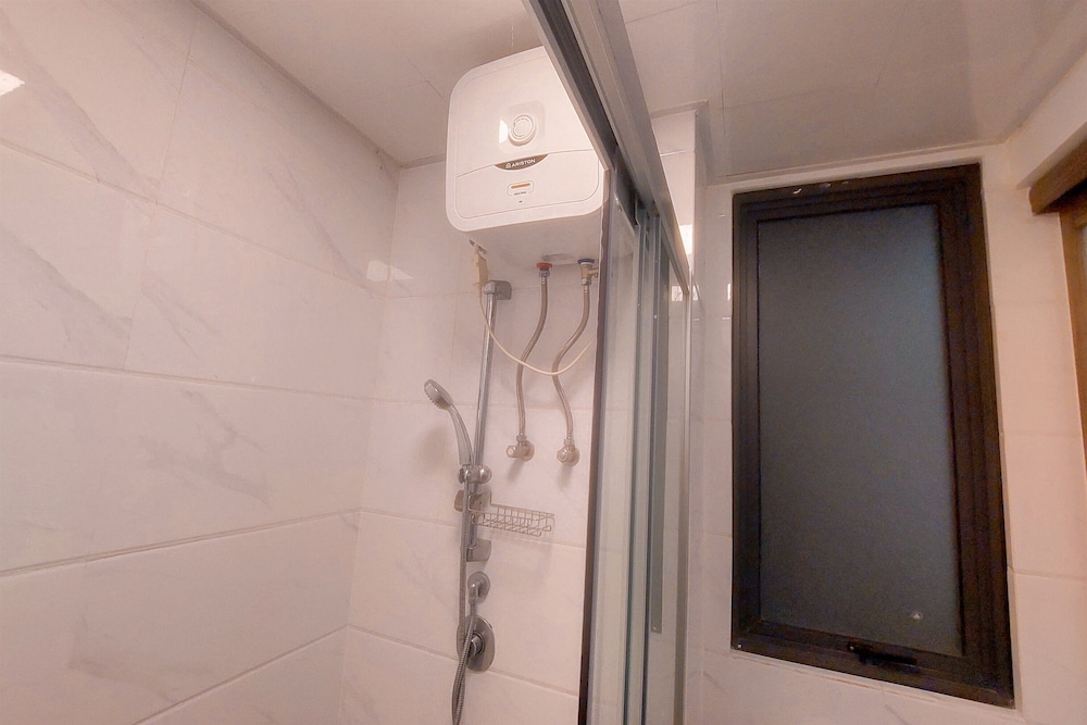Comfort And Serene 2Br At Sky House Bsd Apartment