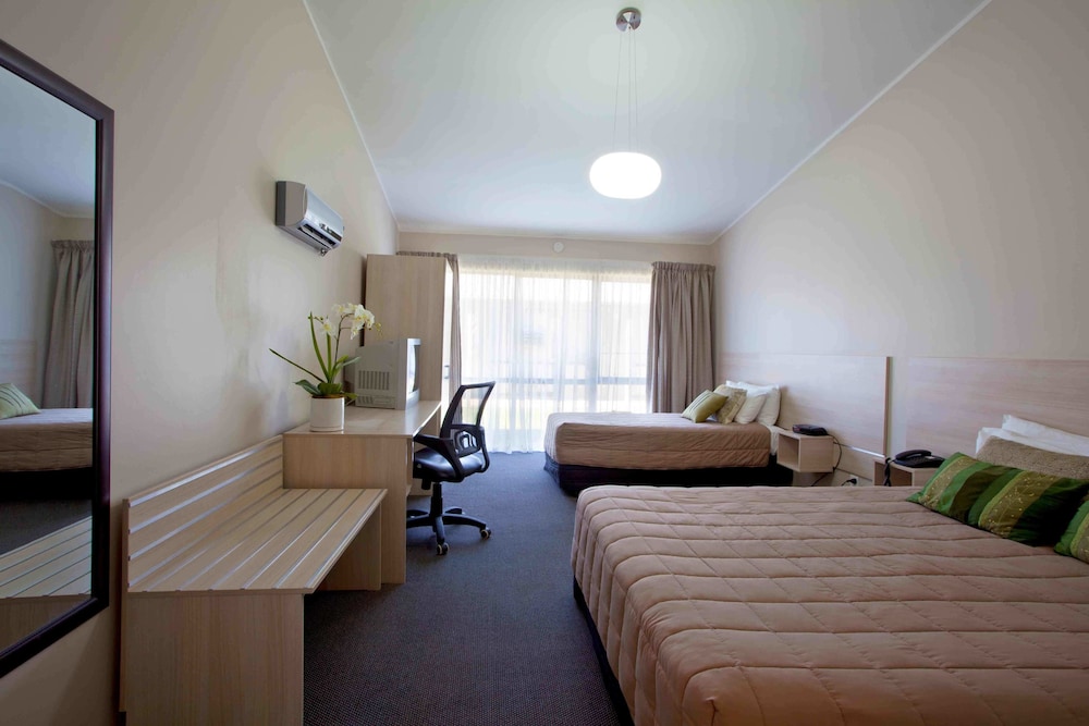Auckland Airport Kiwi Motel - Image 3