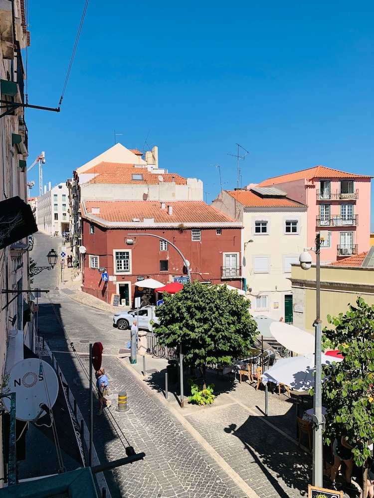 Modern Boutique Apartment in the Heart of Alfama