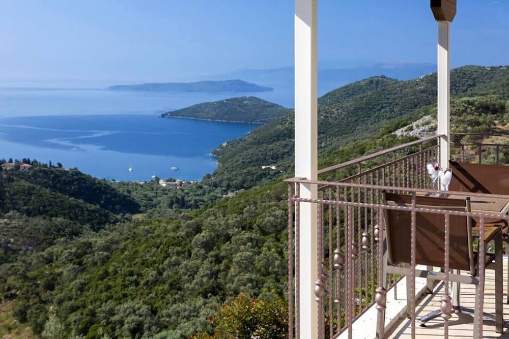 Villa Magnolia Poros photo 3