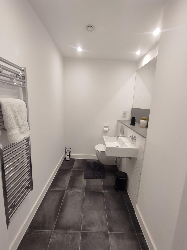 Remarkable 3-bed Apartment in London
