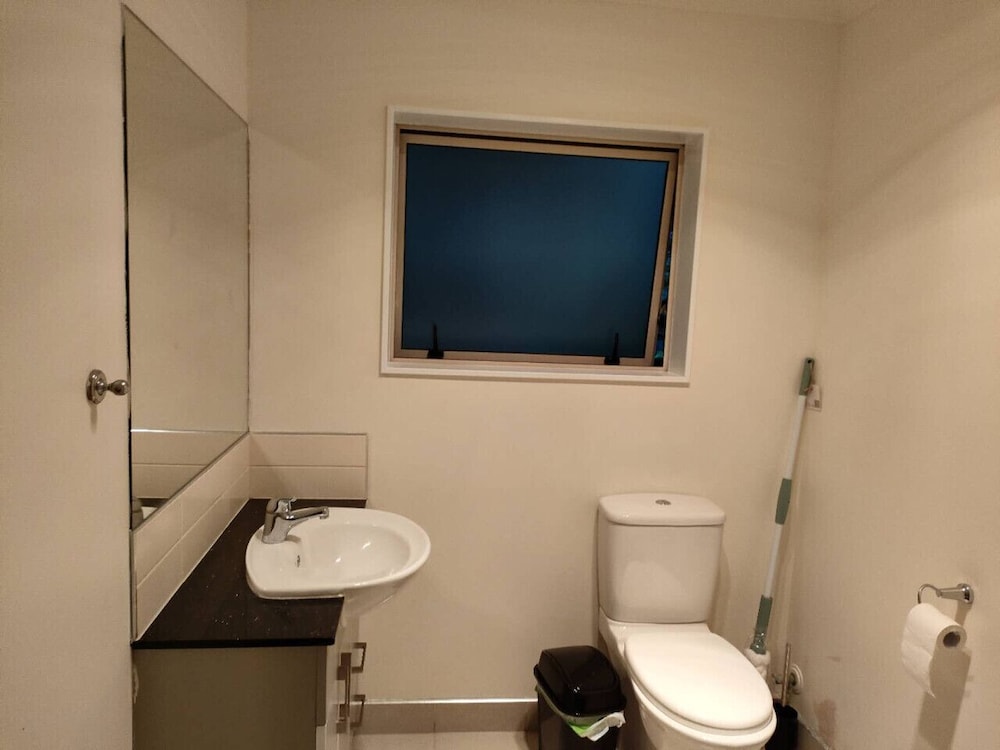 5 Bedroom House at 82A Richardson Road