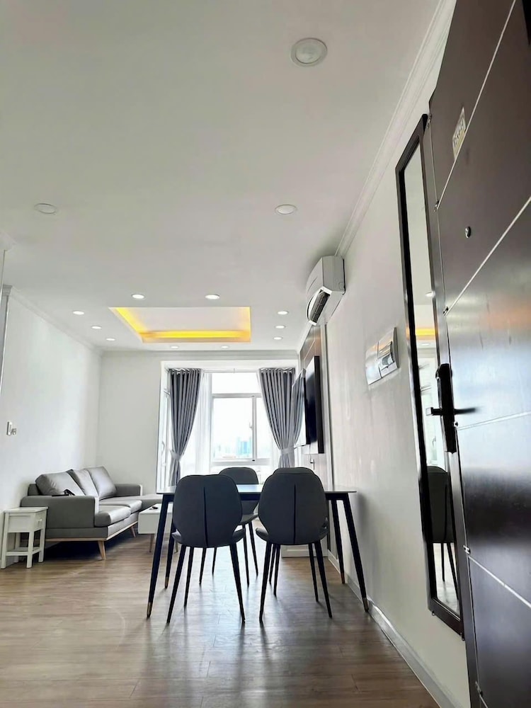 Sky Garden 3 Apartment by Diamond Suite