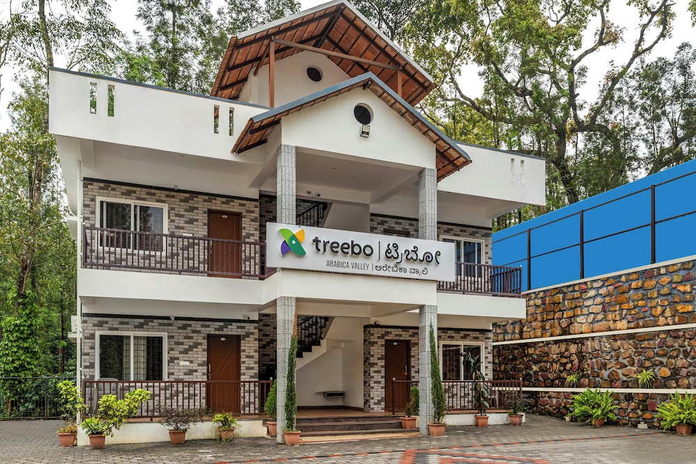 Treebo Arabica Valley-Coffee Plantation Retreat