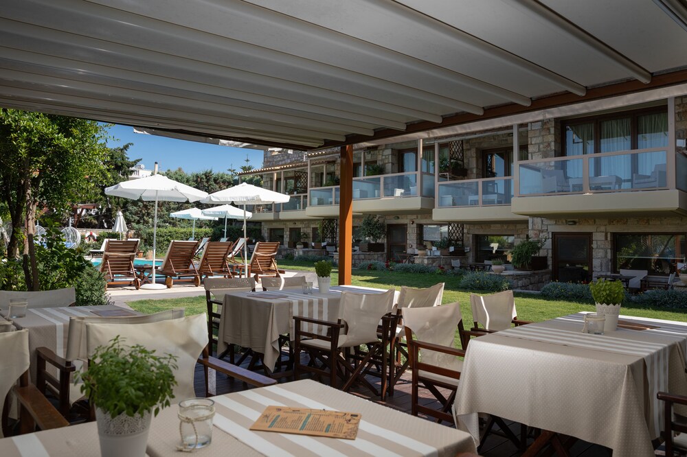 ENALIO Suites