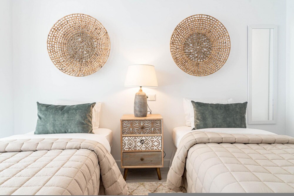 RI B2a- Relaxed Modern Flat in Benahavis
