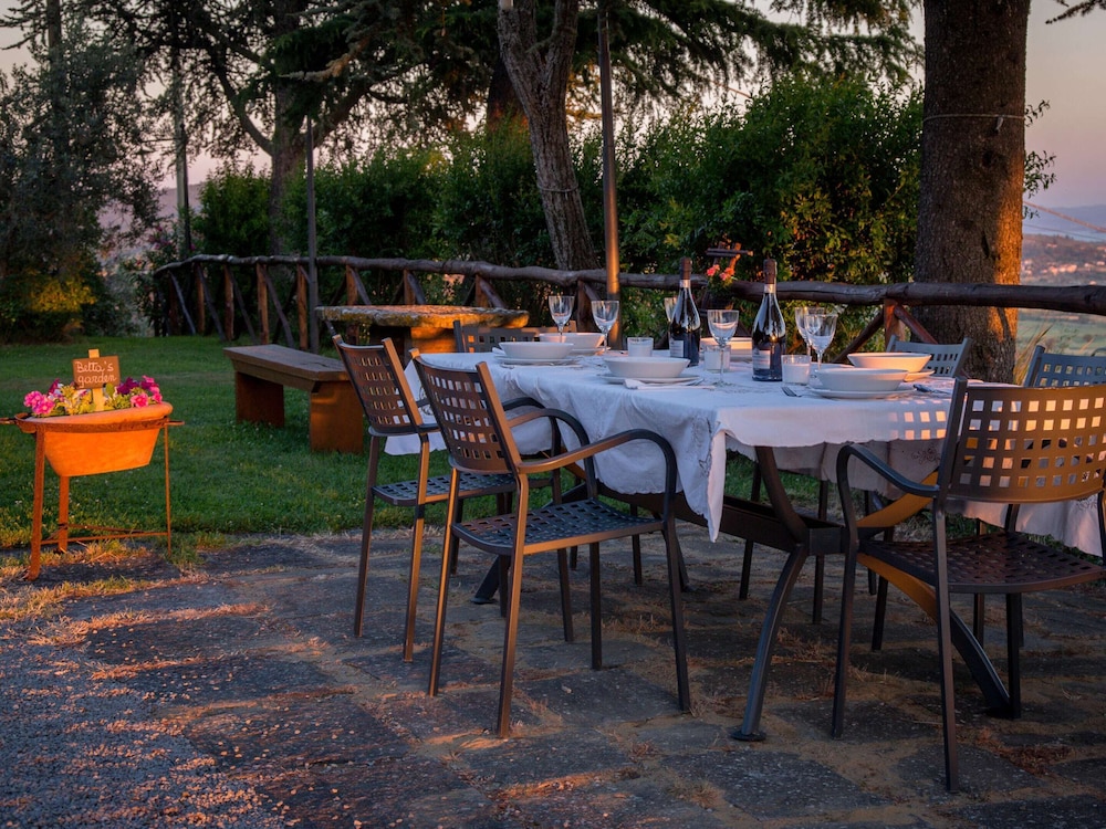 Belvilla by OYO Villa i Cocciai view 3