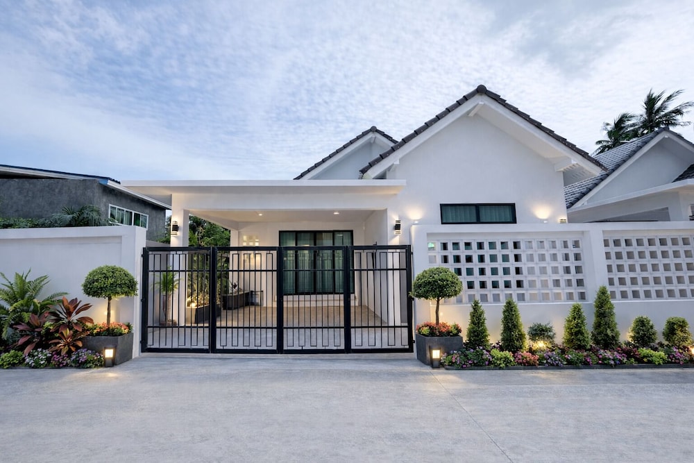 Labelle villa koh phangan