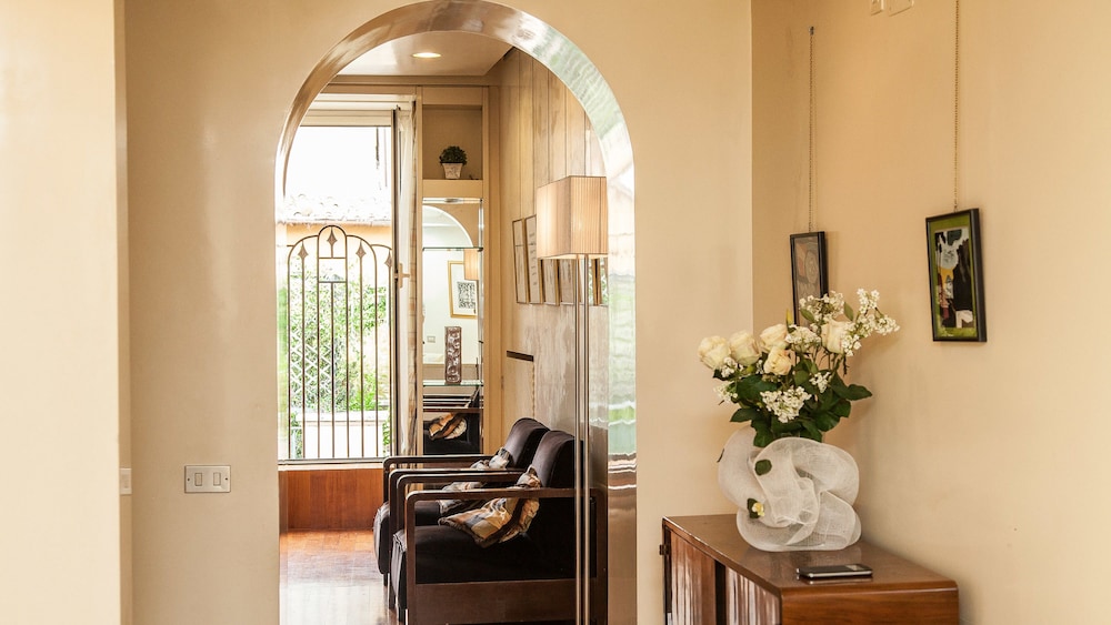 Rental in Rome Campo de Fiori Balcony