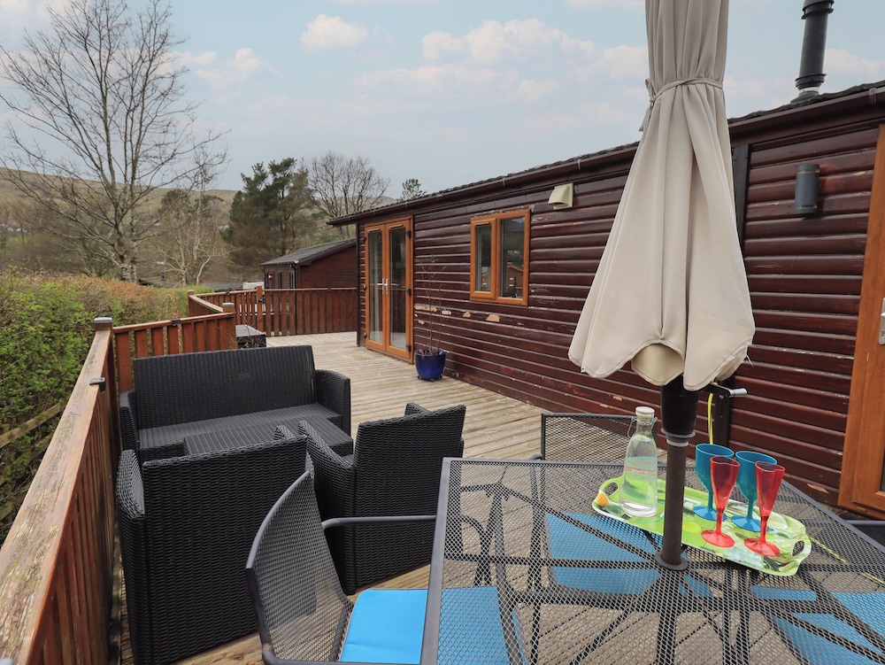 Striding Edge Lodge