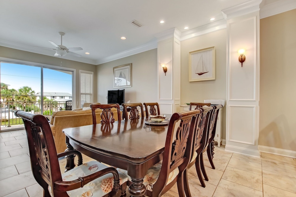 1931 S Fletcher 3 Bedroom Townhouse