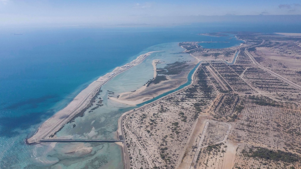 Anantara Al Sahel Villa Resort