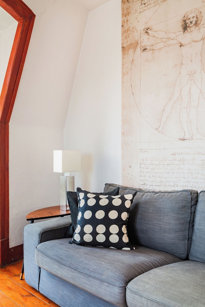 Bica's River View Duplex