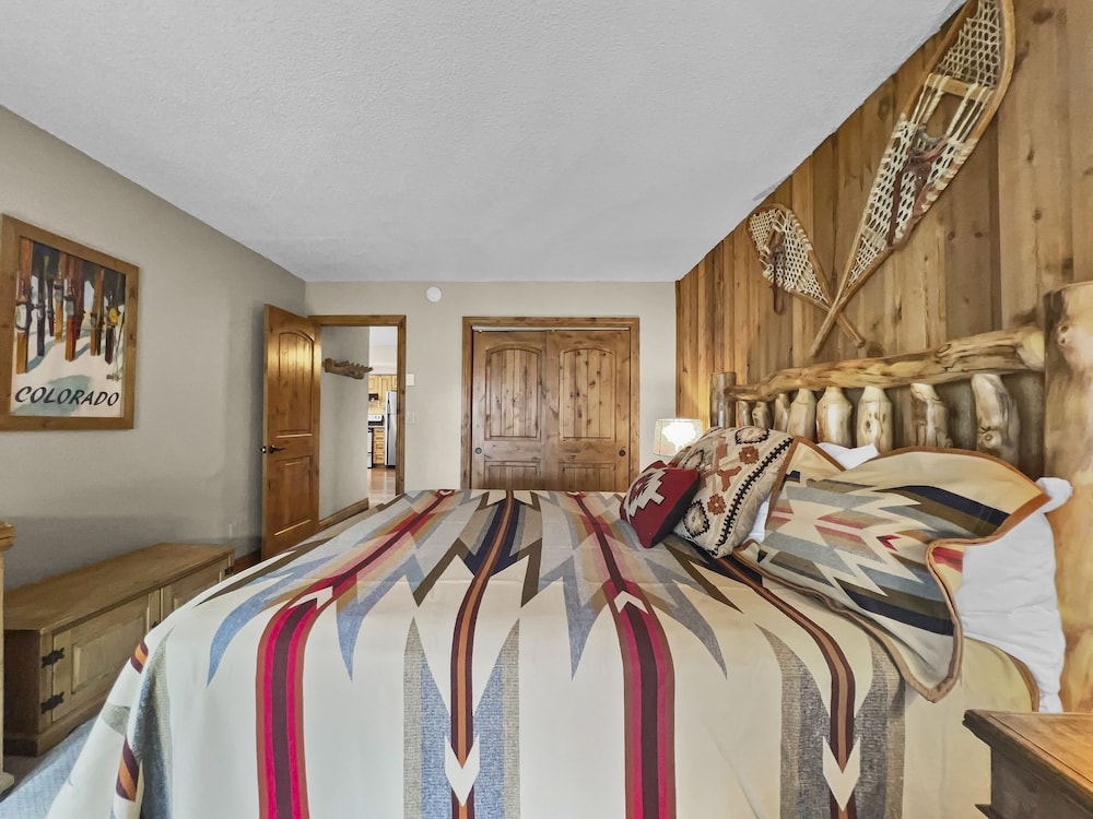 SkyRun Copper Mountain Resort Vacation Lodging