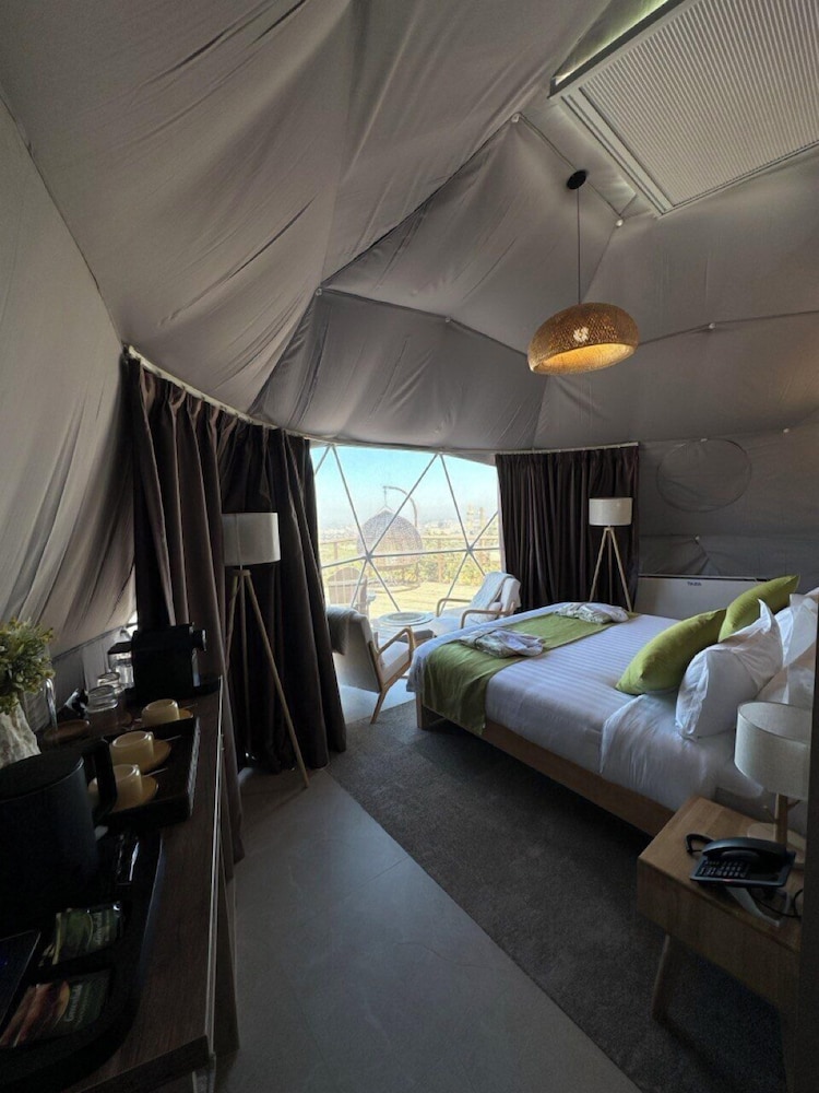 EcoHouse Glamping by ART HOTEL