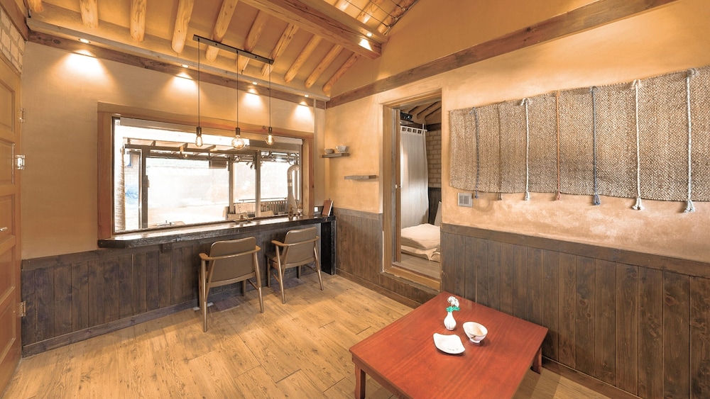 Yangpyeong Agni Choshi Mae Hanok Stay