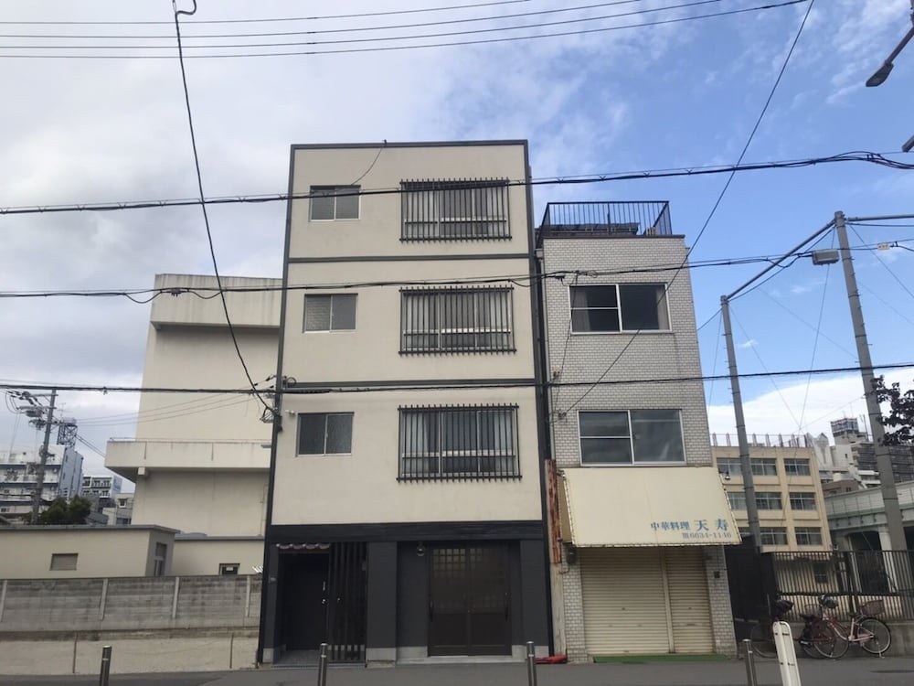 Toy Hotel