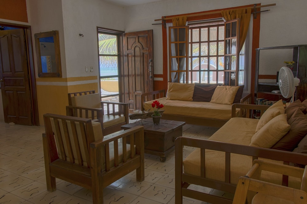 Beachfront Hacienda del Cuyo Penthouse, photo 16