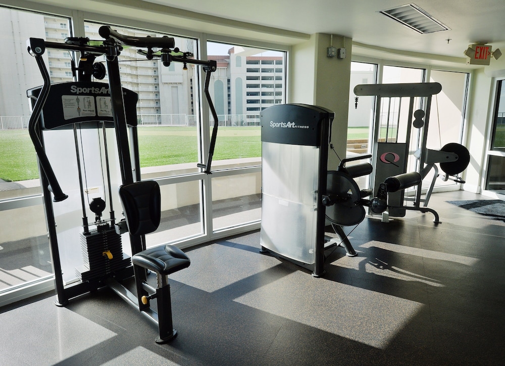Laketown Wharf 2123 3 Bedroom Condo